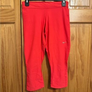 Nike Bright Pink Capri Leggings